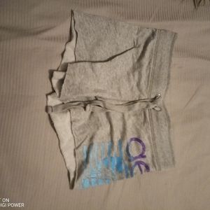 Gray cotton Aeropostale shorts